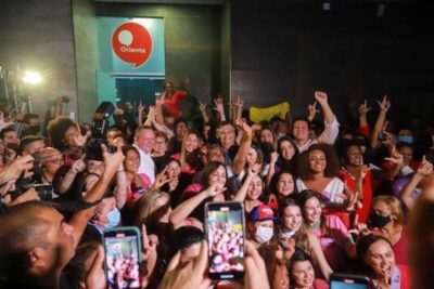Mulheres, presente