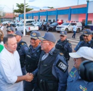 Brandão anuncia aumento salarial para PMs e Bombeiros