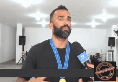 Brasileiro decide vender medalha conquistada em Dubai para ajudar igreja