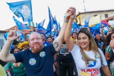 Othelino e Ana Paula arrastam multidão em maior ato político da história de Santa Inês