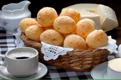 Pão de queijo e café: combinação clássica ganha protagonismo no Dia Mundial do Café