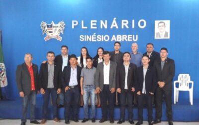 Câmara de Vereadores aprova lei de aumento salarial dos servidores da Educação de Estreito (MA)