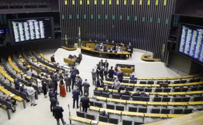Oposição consegue assinaturas para projeto da anistia seguir rito acelerado na Câmara; veja os deputados do MA que assinaram
