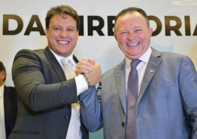 Felipe Camarão comemora números da sua gestão na Educação…