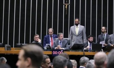 Projeto que amplia punições para cambistas é aprovado na Câmara