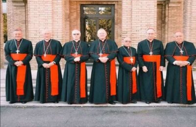 Cardeais brasileiros se preparam em Roma para o conclave que vai eleger novo papa