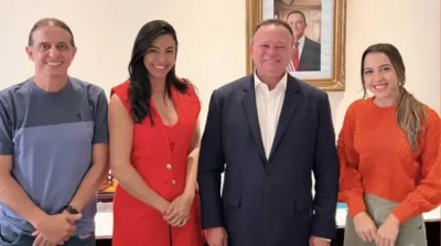 Carlos Brandão sinaliza apoio a deputada Daniella para ser prefeita de Presidente Dutra