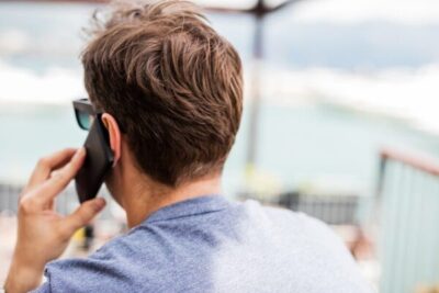 Afinal, uso de celular pode causar câncer no cérebro? Novo estuda responde