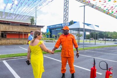 Presidente Iracema Vale confere detalhes da estrutura do ‘Arraial da Assembleia’…