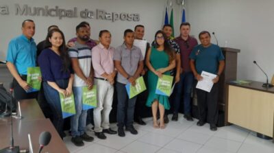 Beka Rodrigues empossa grupo de servidores concursados na Câmara Municipal de Raposa