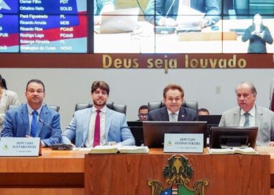 Alema aprova MP que institui Programa Bolsa e Prêmio Estudante Destaque Universitário