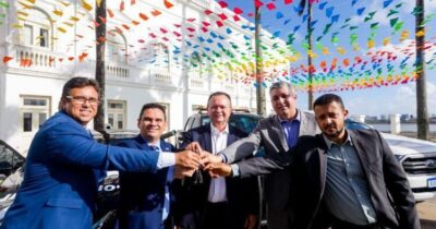 Carlos Brandão realiza entrega de novas viaturas da Polícia Civil que atuarão na região Tocantina