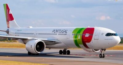 Empresa aérea é condenada a indenizar e ressarcir passageiros