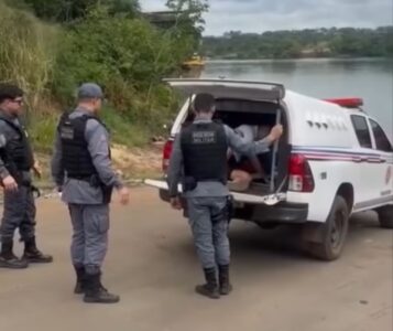 Vereador “Pai da Picanha” urina em público e é detido durante travessia entre MA e TO