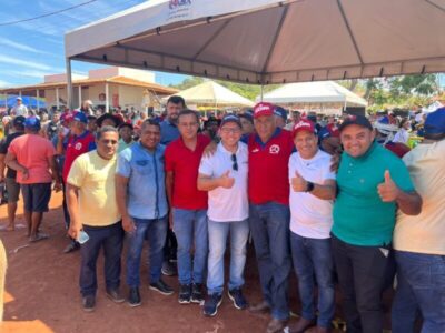 Léo do Banco participa de evento acompanho do seu pré-candidato a deputado estadual Gleydson Rezende