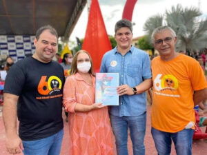 Lima Campos: Francisco Nagib entrega projeto que autoriza a municipalização do trânsito em Lima Campos