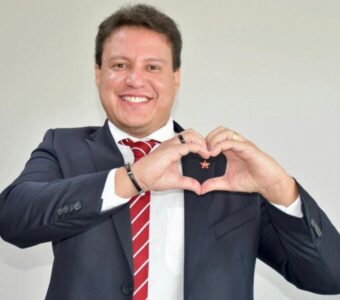 Pesquisa do Instituto Quaest aponta que Felipe Camarão ultrapassou Lahesio Bonfim e deve encostar em Braide nas próximas sondagens
