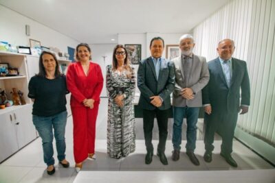 Deputada Abigail e prefeito Rigo Teles se reúnem com Reitor da Uema