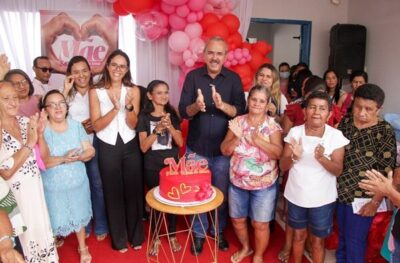 Mês das Mães