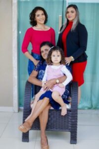 DIA DAS MÃES: Veja aqui a homenagem prestada por Edna Dantas a todas as mães de Barra do Corda