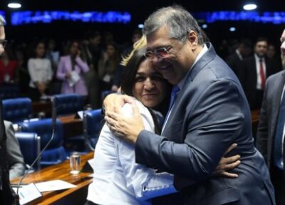 Eliziane sai em defesa de Dino nas emendas parlamentares