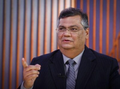 Flávio Dino ameaça processar quem o vincular com o crime organizado