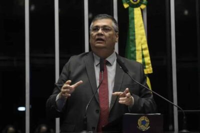 Flávio Dino vai propor demissão sem salário de juiz, promotor e militar corruptos