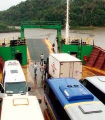 NOVO PONTO DE PARADA DO TRANSPORTE ALTERNATIVO DA BAIXADA MARANHENSE PASSAM A FUNCIONAR AO LADO DO MERCADO DO PEIXE