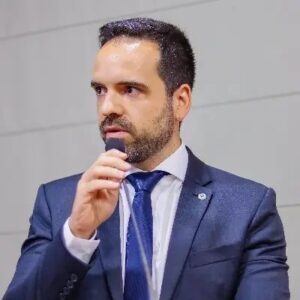 Em meio a possível nova greve de rodoviários, Braide troca comando da SMTT