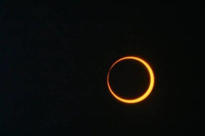 URGENTE! Eclipse pode te deixar cego; veja enquanto puder