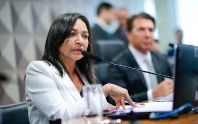 Eliziane entra com pedido de censura ao presidente da Conmebol por fala racista