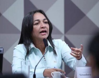 Eliziane deixa oficialmente disputa pela presidência do Senado