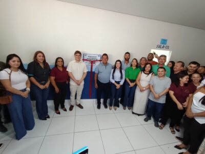 Prefeito Raimundinho Audiolar entrega escola totalmente reformada e modernizada no povoado Calumbi
