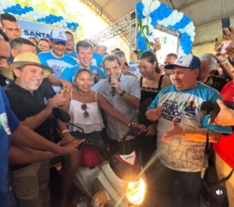 Dr. Hilton Gonçalo participa da Festa do Trabalhador em Bacabeira e Santa Rita ao lado do deputado Ariston