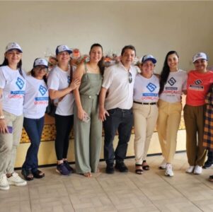 Dr. Hilton Gonçalo participa de ação social em Itapecuru com entrega de 450 óculos e 400 cestas básicas