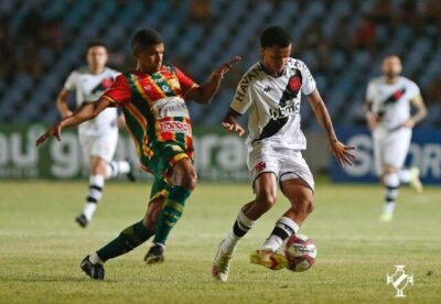 Árbitro cita objeto jogado contra arbitragem vindo da torcida do Sampaio