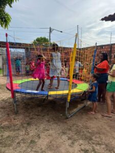 Páscoa solidária leva alegria para crianças da Nova Jerusalém II