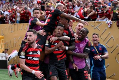 Flamengo vira sobre o Chelsea, vence por 3 a 1 e lidera grupo no Mundial de Clubes