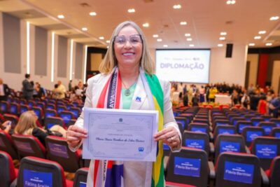 Flávia Berthier sinaliza que não votará em Paulo Victor