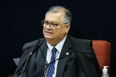 Flávio Dino intima Congresso a dar explicações sobre emendas parlamentares
