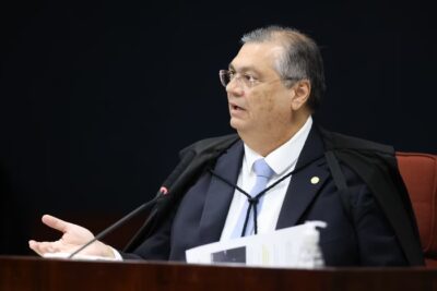 Dino intima Frente dos Prefeitos e exige documentos sobre emendas Pix