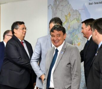 Dino deve presidir julgamento de Bolsonaro no STF
