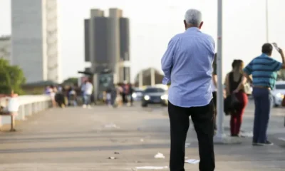 Governo do Brasil aprova medicamento para retardar avanço do Alzheimer