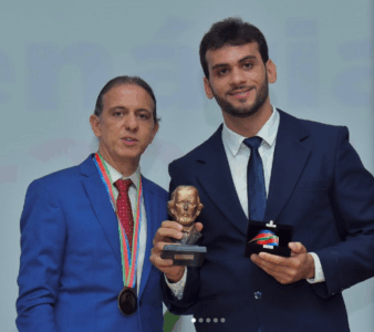 Gentil Neto sem amarras gerindo Caxias com competência e a parceria da liderança Fábio Gentil…