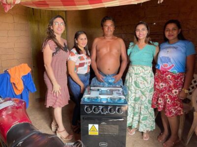 Gestão do prefeito Júnior do Posto realiza doações de fogões em Itaipava do Grajaú