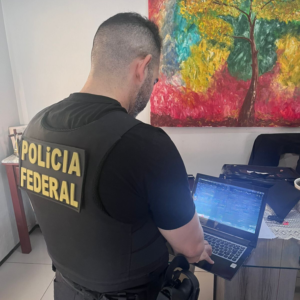 PF investiga fraudes contra a Caixa Econômica