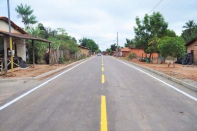 Hildo Rocha inaugura asfaltamento de Campo Formoso