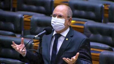 Hildo Rocha registra no plenário da Câmara Federal o aniversário de 186 anos de Barra do Corda