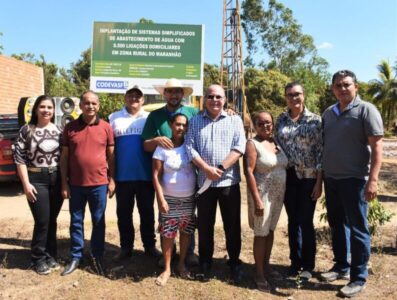 Hildo Rocha vistoria construção de sistema de abastecimento de água em Jenipapo dos Vieiras