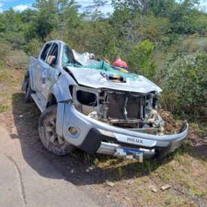 Dois turistas da França e motorista morrem após Hilux capotar em lagoa nos Lençóis Maranhenses